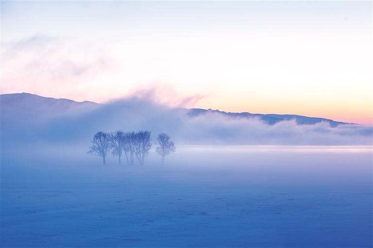 冬晨雾色。