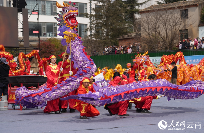 图为开幕式表演。人民网记者 虎遵会 摄