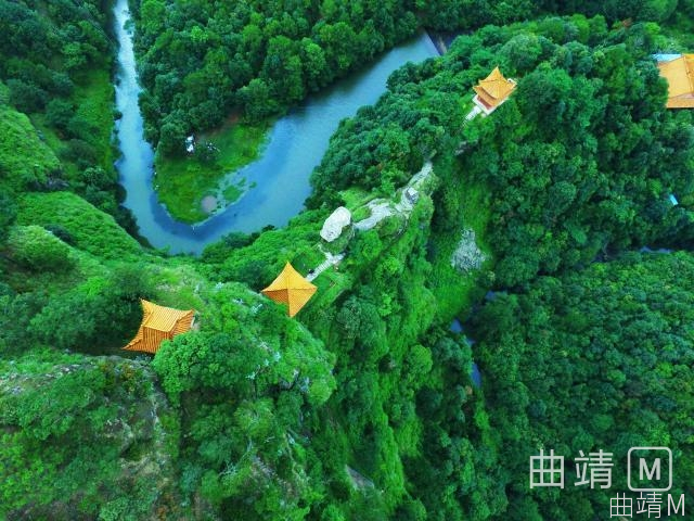 五一马龙旧县徒步香炉山露营星夜下