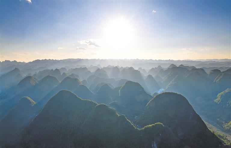 曲靖那色峰海景点图片